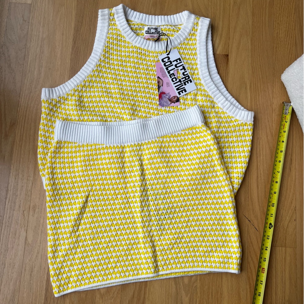 Yellow and White Sleeveless Knit matching set